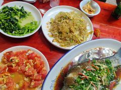 -芦茨金富饭庄·25年老字号·专做稻草鸡