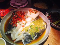 鸳鸯鱼头王-望湘园·洞庭渔宴(浦江欢乐颂店)