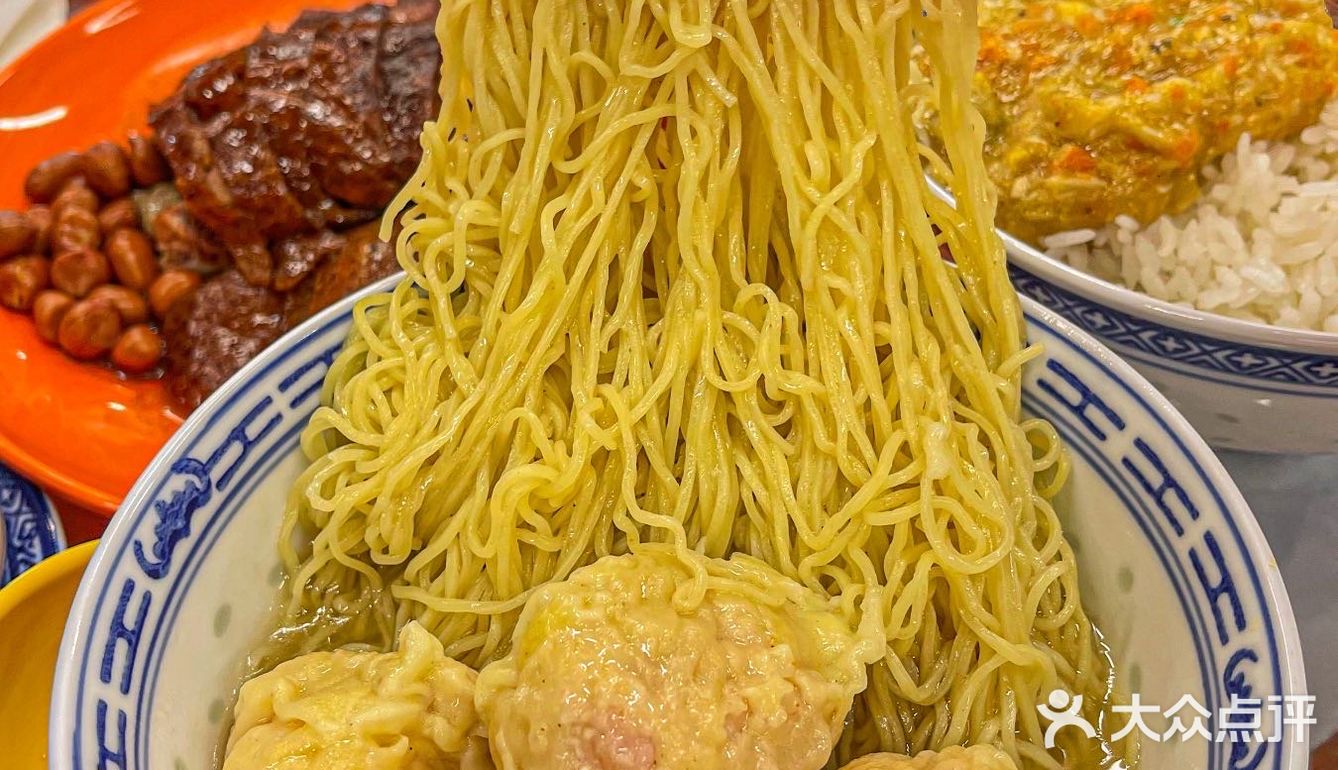 重庆新店 | 人均50R吃蟹黄捞饭🦀好吃到舔碗