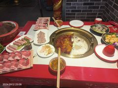 -欠火锅·水牛毛肚·团建聚餐·生日宴(何山路店)