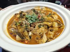 -魏铭鱼头捞饭(晋阳路店)