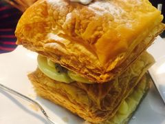 -新大咀港式茶餐厅(宝山万达店)