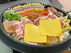 -豚妈妈汤饭·部队锅(南京东路店)