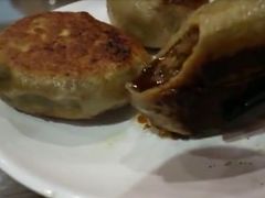 -清真吴记门钉肉饼·喜多利