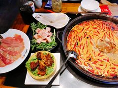 -纸盐河码头火锅(十八梯店)
