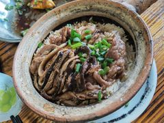黄鳝牛肉煲仔饭-关氏饮食店