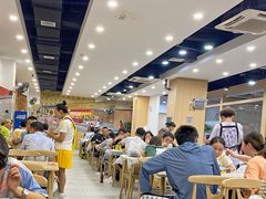 大堂-江城燕子大排档(江汉路步行街店)