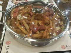 -黄记煌三汁焖锅(名泉广场店)