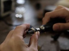 -KUYE·裤爺炼金室·银饰DIY(大运河店)