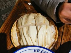 自蒸大花馍-关中道陕味艺术餐厅(西岳庙店)