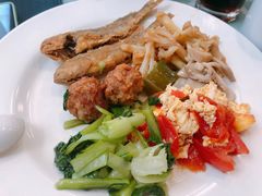 -浙江星杭奔驰4S店(海创园店)