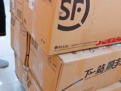 -安东易迷你自助仓储寄存仓库(杨浦店)