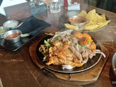 -Q MEX 库迈墨西哥餐吧(三里屯店)