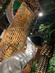 -奇幻丛林(佛罗伦萨小镇店)