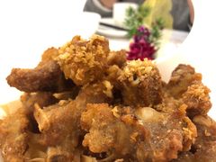 招牌蒜香骨-天鲜阁·海鲜粤菜·33年老字号(石槎白云站店)