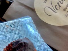 -VENCHI 闻绮(上海佛罗伦萨小镇店)
