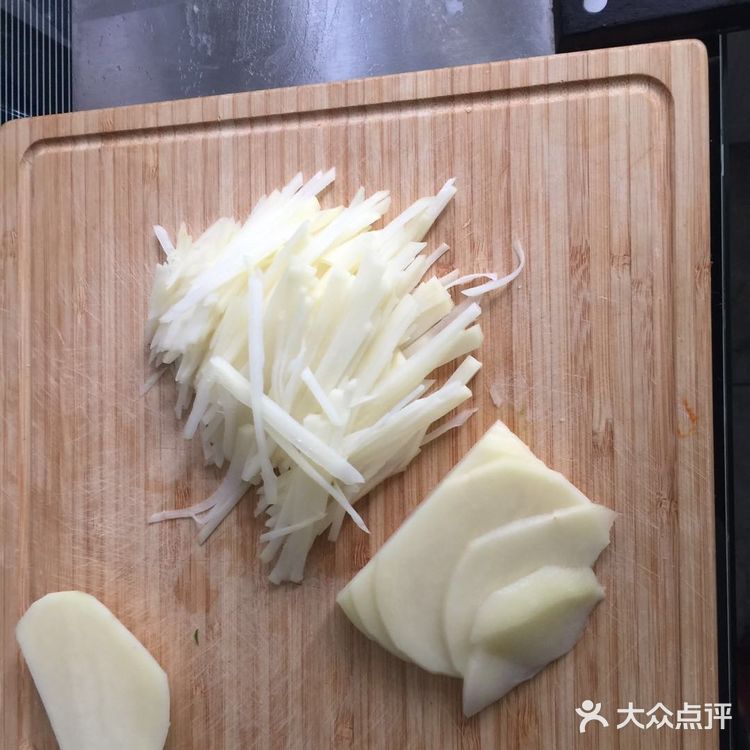 家家都会做的 国民家常菜酸辣土豆丝