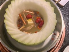 -得意咚瓜·顺德鱼生·冬瓜火锅(深圳首店)