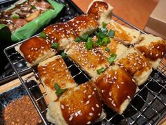 烘烤建水豆腐-雀舞云南菜(乐客城店)