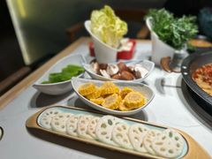 -焱三乐四川火锅店(经纬街店)