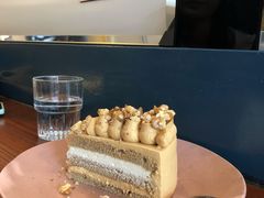 -Be Lived Cafe比例咖啡(摩天轮店)
