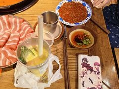 -巴卤社老火锅(财富店)