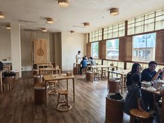 -蟹家大院 · 独揽江景(滨江店)