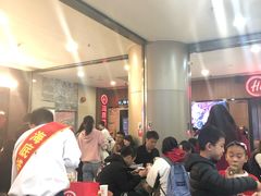 等位区-海底捞火锅(德辉广场店)