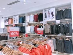 店内环境-优衣库(厦门SM广场店)
