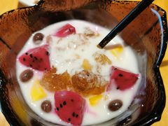 -POKEE VIA&Brunch·维娅(重庆来福士店)