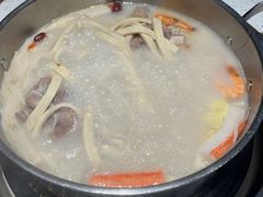 -三人行骨头王火锅(长寿店)