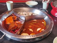 -大龙辣火锅·龙虾·烧烤(湖滨新天地店)