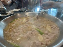 -老来福·非遗酸汤兔(凯旋路店)