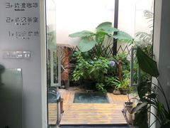 -边渡咖啡烘焙店(昙华林店)