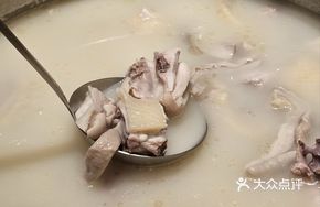 Classic Pepper Pork Tripe Chicken Stew
