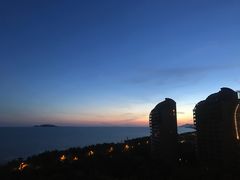 -三亚湾海居铂尔曼度假酒店