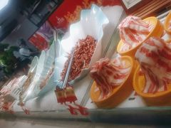 -四囍码头海鲜烧烤自助火锅(外滩南京东路悦荟广场店)