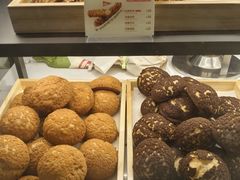 -西树泡芙(湖滨银泰in77B区店)