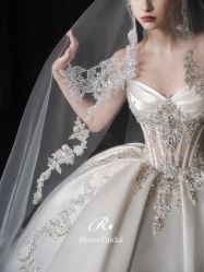 -Renee芮亦婚纱