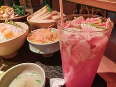-三出山火锅(南京万象天地店)