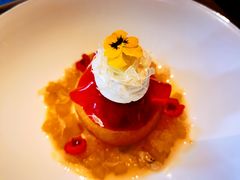 传统萨卡帕朗姆酒浸巴巴蛋糕-Le Comptoir de Pierre Gagnaire