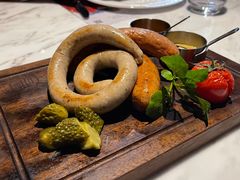 -九月里.自由花园餐厅