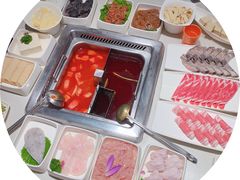 -海底捞火锅鲜切牛肉主题店(长寿路店)