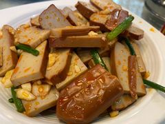 香干芹菜炒油渣-农家大院(纪王店)