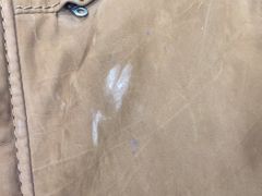 -莱靓奢侈品洗护改衣店(新世界百货崇文店)