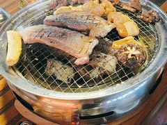 -叽叽扎扎烤肉场(生态城万达店)