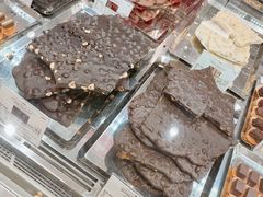 -VENCHI 闻绮(上海佛罗伦萨小镇店)
