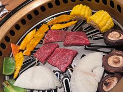 -炼火烤肉店
