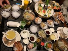 -半岛翡丽海鲜自助餐厅(观风亭店)