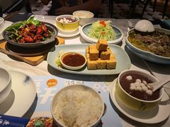 -鹿港小镇(霄云店)